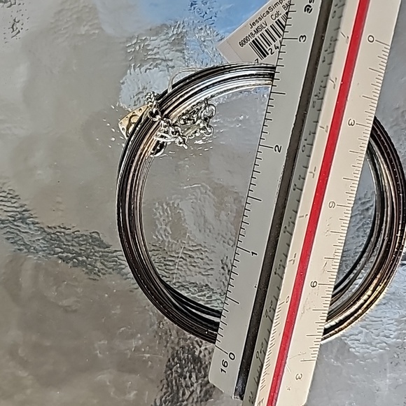 Unique Chained Bangle Set NWT - Picture 6 of 8